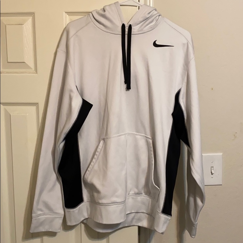 Nike Therma-Fit Hoodie L